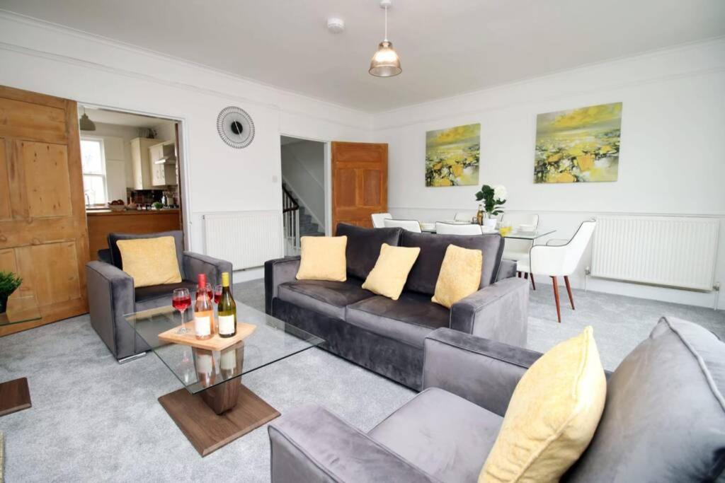 Spacious Georgian 3Bedroom Apartment, 5 Mins From Bath Abbey Exterior foto