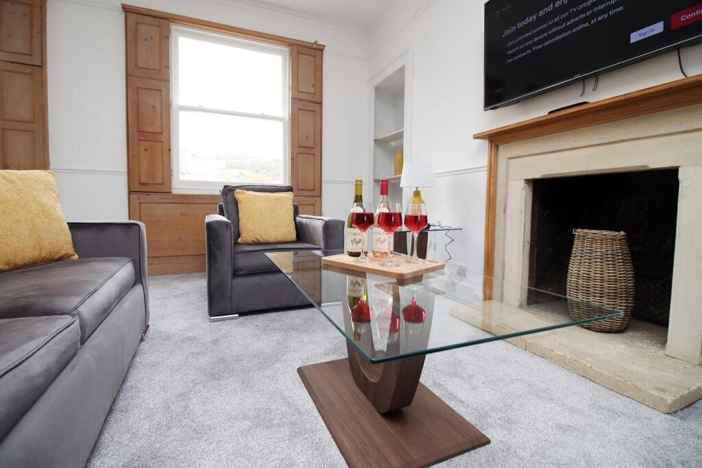 Spacious Georgian 3Bedroom Apartment, 5 Mins From Bath Abbey Exterior foto