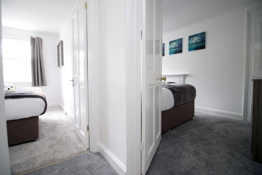 Spacious Georgian 3Bedroom Apartment, 5 Mins From Bath Abbey Exterior foto