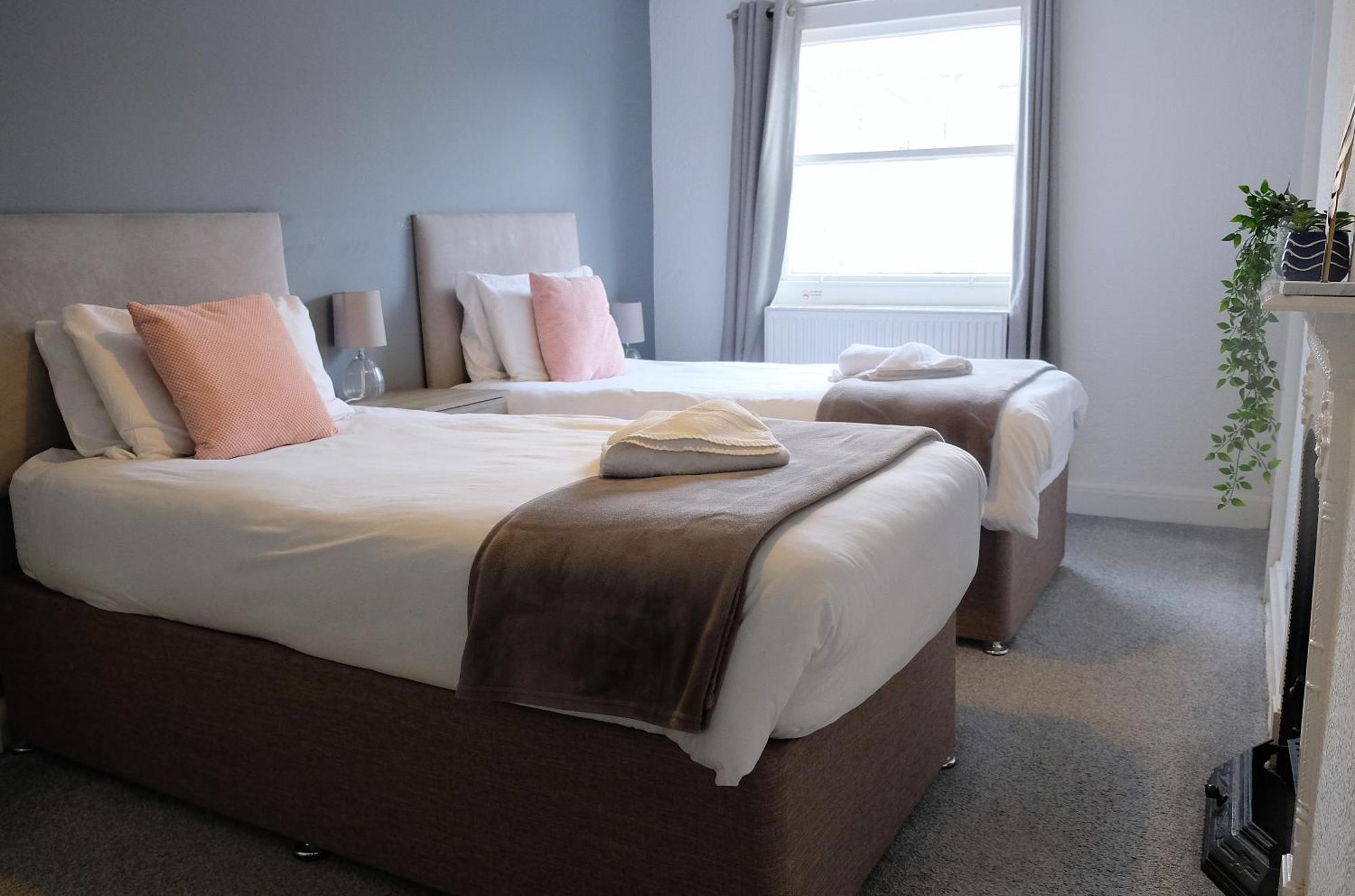 Spacious Georgian 3Bedroom Apartment, 5 Mins From Bath Abbey Exterior foto